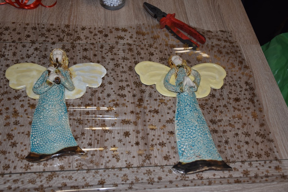 Aniołki ceramiczne
